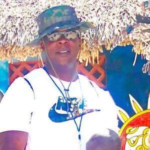 Meet your Posher, Corry